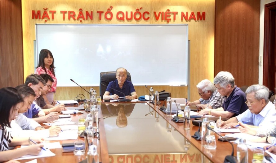 Quang cảnh Hội nghị Lấy ý kiến vào Dự thảo Nghị quyết sửa đổi, bổ sung một số điều của Hiến pháp năm 2013 chiều nay 14/5. Ảnh: Hoài Nam