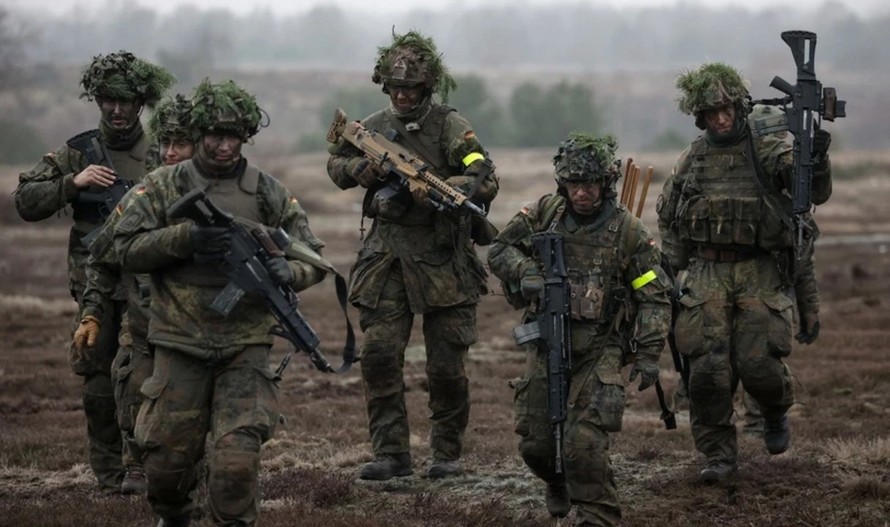 Binh sỹ Đức tham gia tập trận tại Altengrabow ở miền Đông nước này. Ảnh: AFP