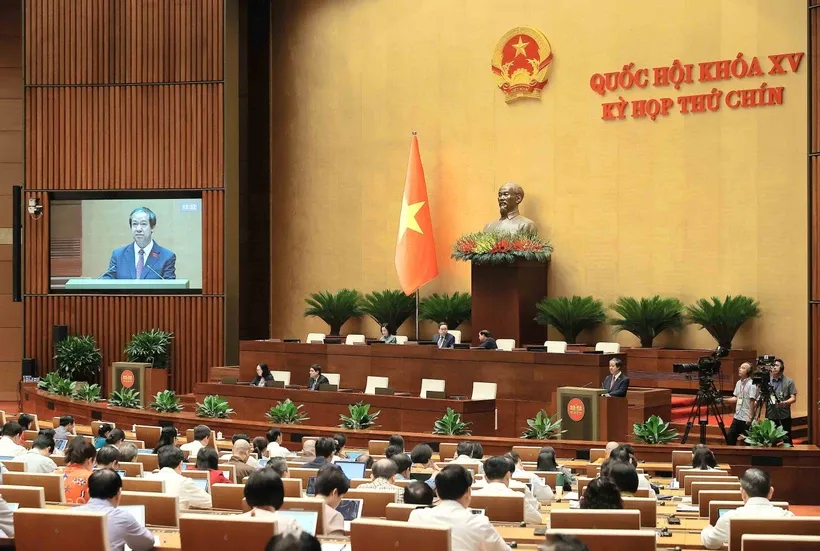 Quốc hội nghe Tờ trình và báo cáo thẩm tra dự thảo Nghị quyết của Quốc hội về phổ cập giáo dục mầm non cho trẻ em mẫu giáo từ 3 đến 5 tuổi. Ảnh: An Đăng