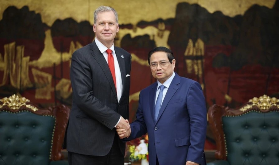 Thủ tướng Phạm Minh Chính tiếp ông Steven Kobos, Chủ tịch kiêm Giám đốc điều hành Tập đoàn Excelerate Energy (Hoa Kỳ). Ảnh: Dương Giang