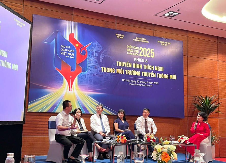 Phiên thảo luận: Truyền hình thích nghi trong môi trường truyền thông mới.