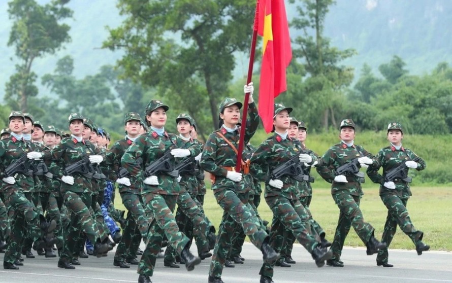 Khối nữ các lực lượng tham gia hợp luyện. Ảnh: Trọng Đức