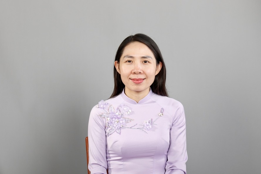 TS. Nguyễn Thị Hương, Phó Trưởng khoa Ngoại ngữ, Học viện Báo chí và Tuyên truyền.