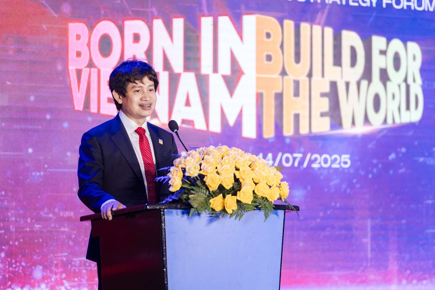 Ông Hoàng Mai Chung - Chủ tịch HĐQT Meey Group phát biểu tại sự kiện.