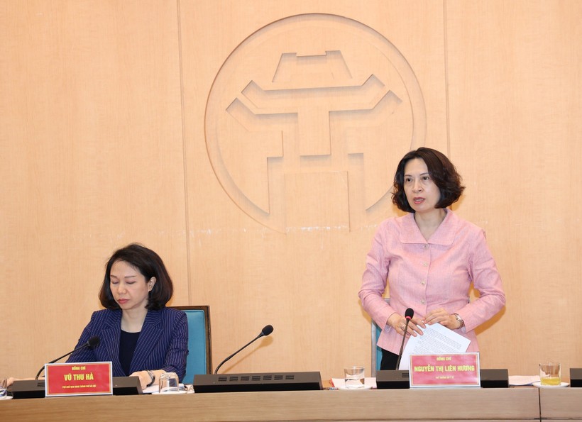 Thứ trưởng Bộ Y tế Nguyễn Thị Liên Hương và đoàn công tác của Bộ Y tế đã làm việc về công tác phòng chống dịch sốt xuất huyết trên địa bàn thành phố Hà Nội.