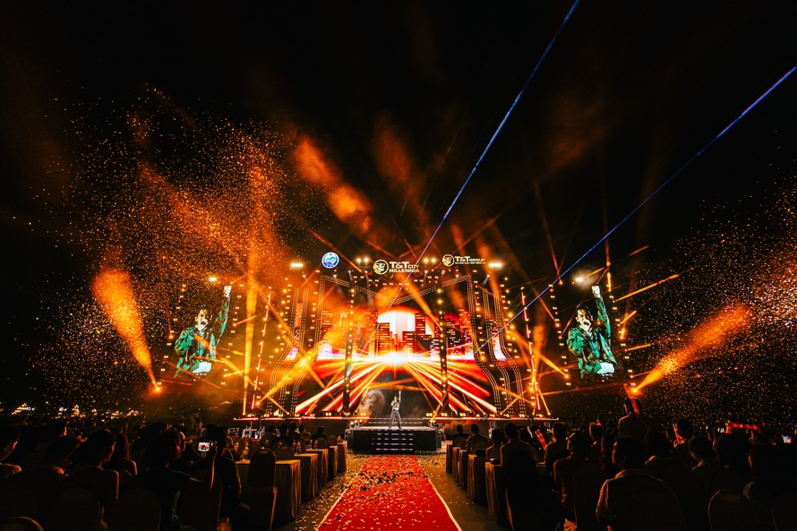 Mãn nhãn với “siêu sân khấu” tại Đại nhạc hội T&T City Millennia