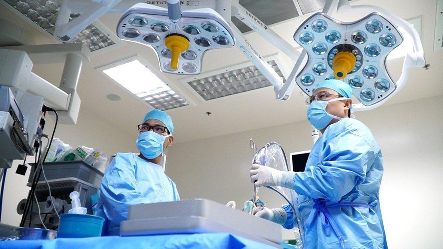 Bệnh viện FV: Phẫu thuật thành công giúp cụ bà ăn được sau 2 năm chỉ nuốt cháo loãng