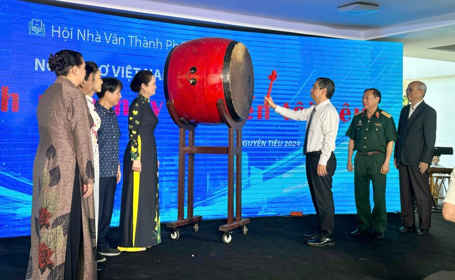 Khai mạc Ngày thơ Việt Nam tại TPHCM năm 2024