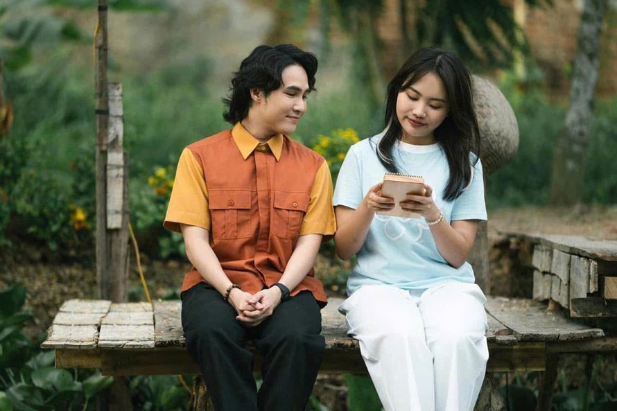 Huỳnh Lập và Phương Mỹ Chi vào hai vai chính trong phim Nhà gia tiên