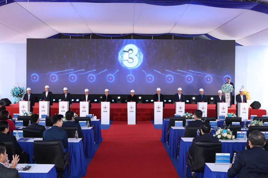 Lễ khởi công và phát động phong trào thi đua xây dựng Dự án đường dây 500KV Lào Cai – Vĩnh Yên