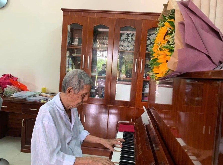 Nhạc sĩ Lư Nhất Vũ (1936 - 2015)