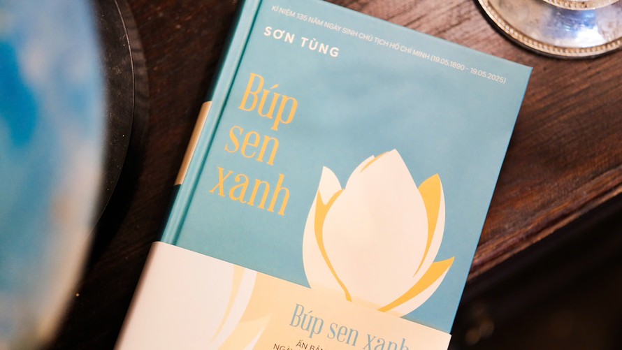 Ấn bản đặc biệt "Búp Sen Xanh"