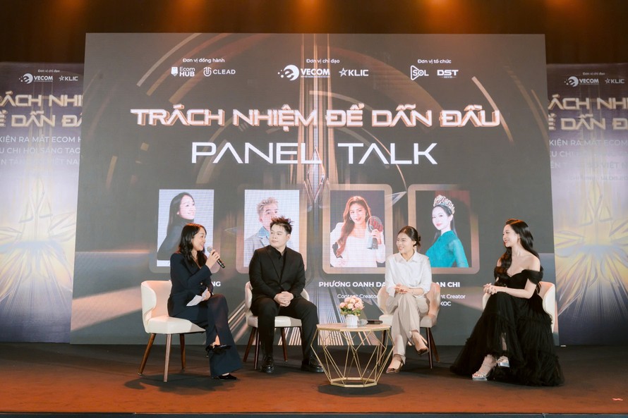 Từ trái qua: Bà Đào Thị Nương – Chi hội trưởng KLIC tại phiên Thảo luận cùng các Nhà sáng tạo nội dung Long Chun, Phương Oanh Daily và Đan Chi