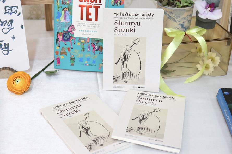Tác phẩm “Thiền ở ngay tại đây”. Ảnh: Khánh Châu