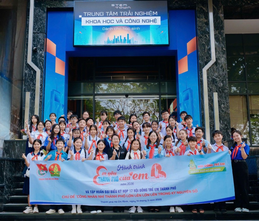 Học sinh thành phố hào hứng trải nghiệm khoa học – công nghệ tại STEM TOWN trong Hành trình “Em yêu Thành phố của em” 2026