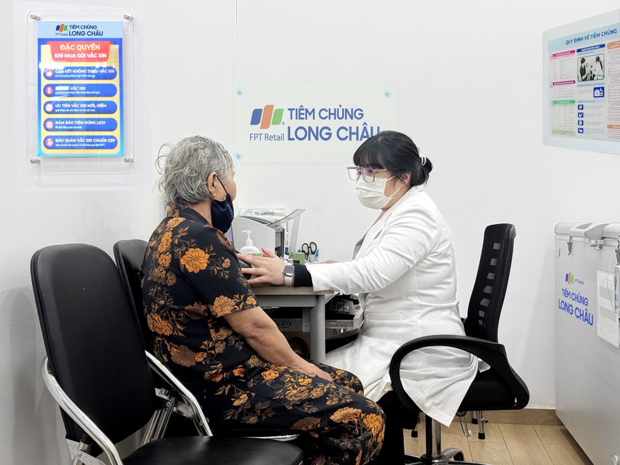 Gia tăng ca mắc “bệnh tử 24 giờ” viêm màng não mô cầu, bác sĩ chỉ ra những đối tượng cần tiêm vắc xin càng sớm càng tốt