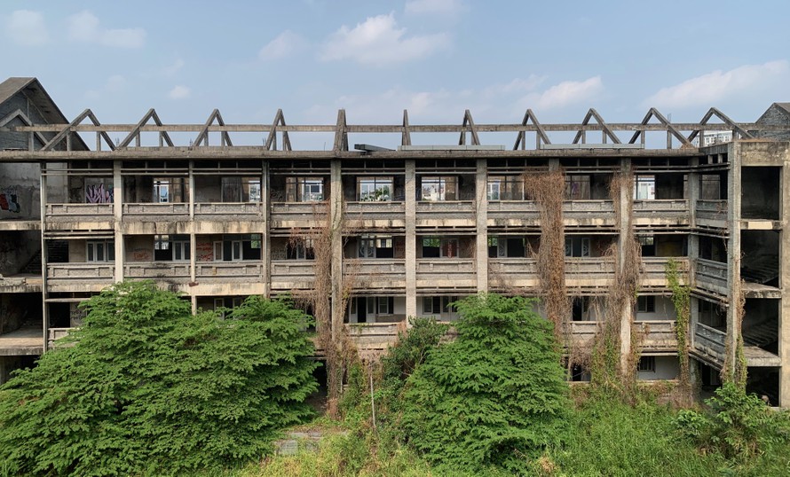 Dự án Xây dựng Trường THCS Hiệp Bình Phước bỏ hoang.