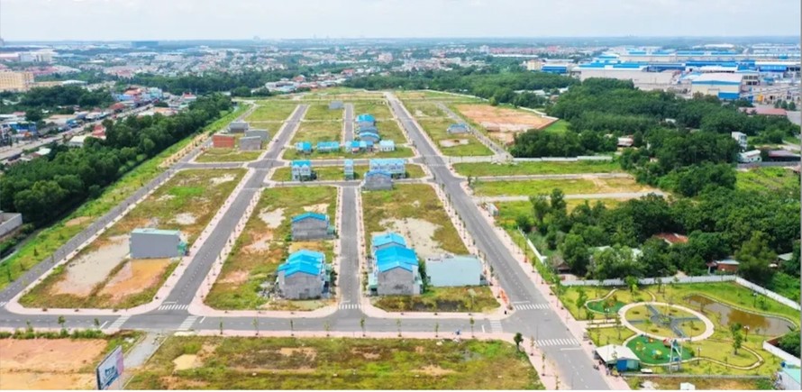 Nhiều dự án tại TP.HCM đã hoàn thiện hạ tầng nhưng chủ đầu tư vẫn gặp khó vì thủ tục.