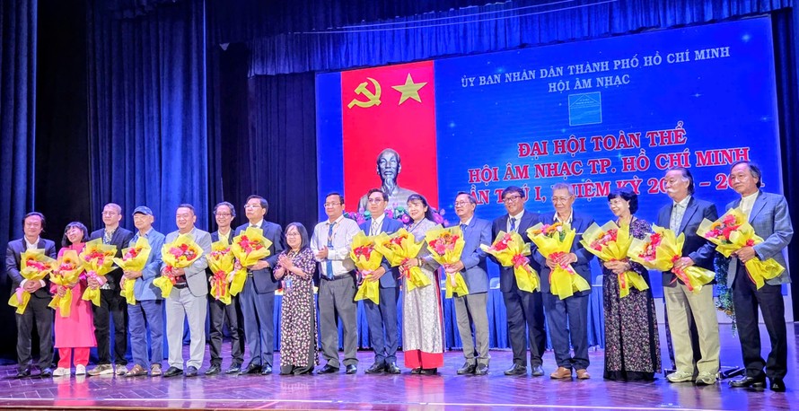 Ban Chấp hành Hội Âm nhạc nhiệm kỳ 2026 - 2031 ra mắt Đại hội