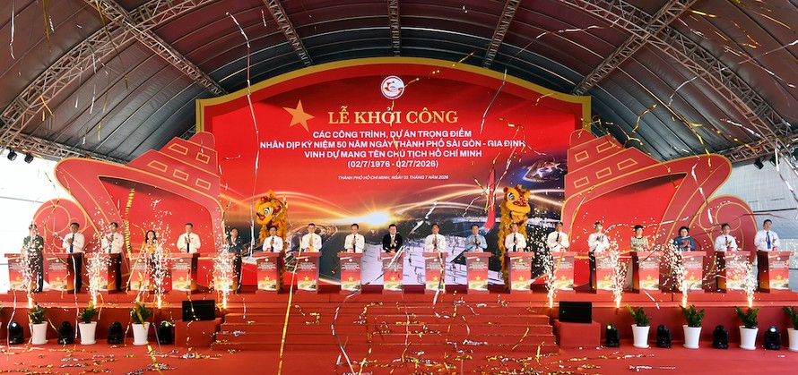 Lễ khởi công các công trình, dự án trọng điểm chào mừng kỷ niệm 50 năm ngày Thành phố Sài Gòn - Gia Định mang tên Chủ tịch Hồ Chí Minh