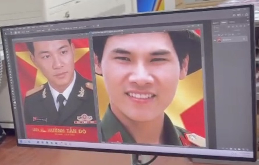 Ảnh một liệt sĩ đang được phục dưng