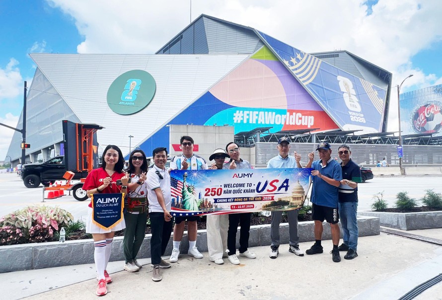 Cổ động viên Việt Nam sang Mỹ xem bán kết và chung kết World Cup 2026