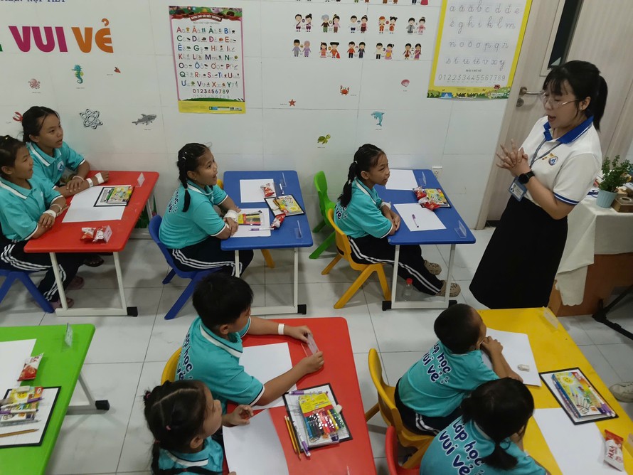 "Lớp học vui vẻ" ngày khai giảng.
