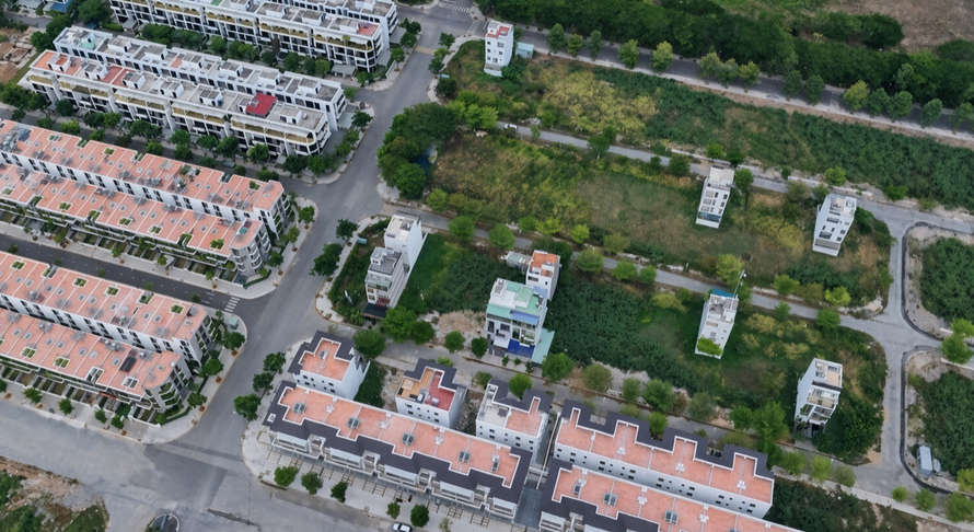 Tại phường Bình Hòa, TP.HCM còn 4 dự án nhà ở, dự án thương mại, dịch vụ đã bàn giao cho người mua nhà nhưng chưa được giải quyết cấp Giấy chứng nhận.