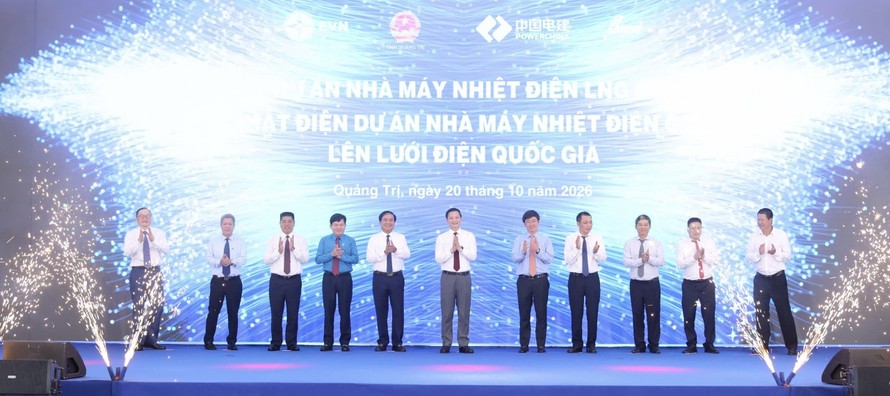 Lễ khởi công - phát động thi đua dự án Nhà máy nhiệt điện LNG Quảng Trạch II và công bố phát điện nhà máy Nhiệt điện Quảng Trạch I lên lưới điện quốc gia