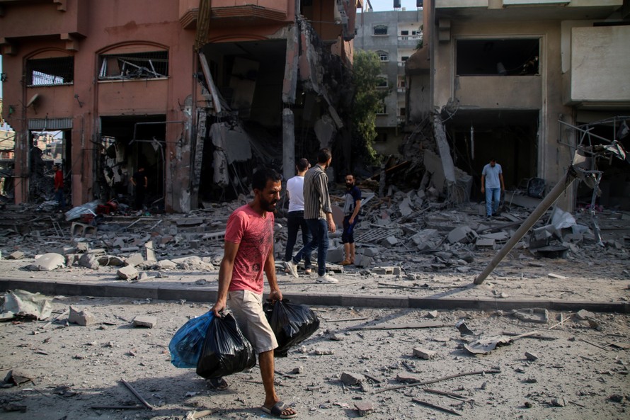 Khó khăn "bủa vây" người dân Gaza