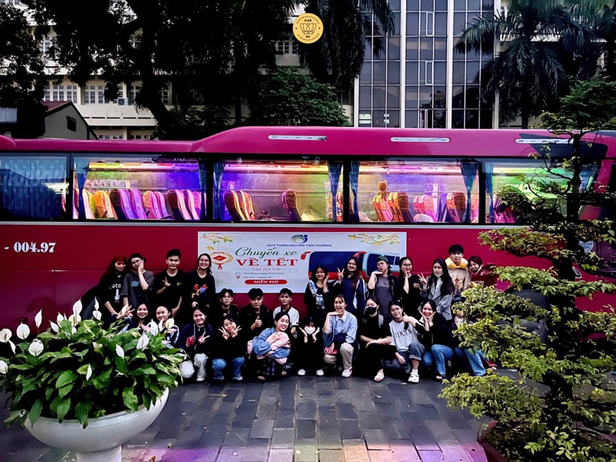 Đội SVTN Nghệ An tại AJC lên đường đến với Quỳ Châu.