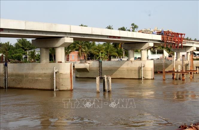 Ứng dụng hiệu quả chuyển đổi số trong dự báo và ứng phó hạn mặn
