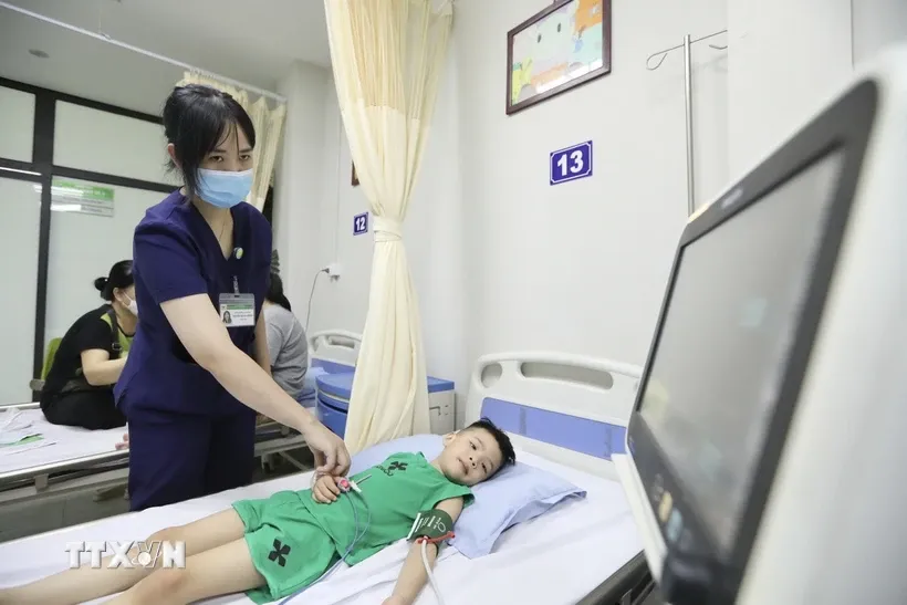 Ngành y tế Hà Nội triển khai thanh toán không dùng tiền mặt từ ngày 1/6