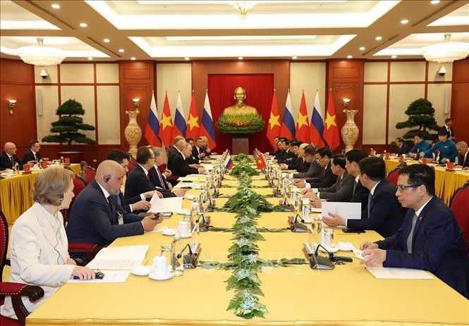 Tổng Bí thư Nguyễn Phú Trọng và Tổng thống Liên bang Nga Vladimir Putin hội đàm. Ảnh: Trí Dũng/TTXVN.