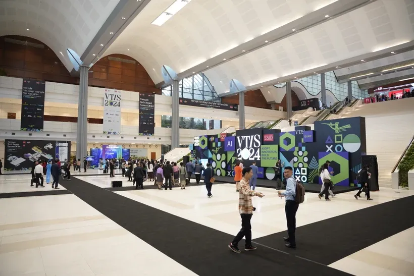 Ngày 3/12, Hội nghị Tác động Công nghệ Việt Nam (Vietnam Tech Impact Summit 2024-VTIS 2024) đã diễn ra tại Trung tâm Hội nghị Quốc gia. Ảnh: TTXVN.