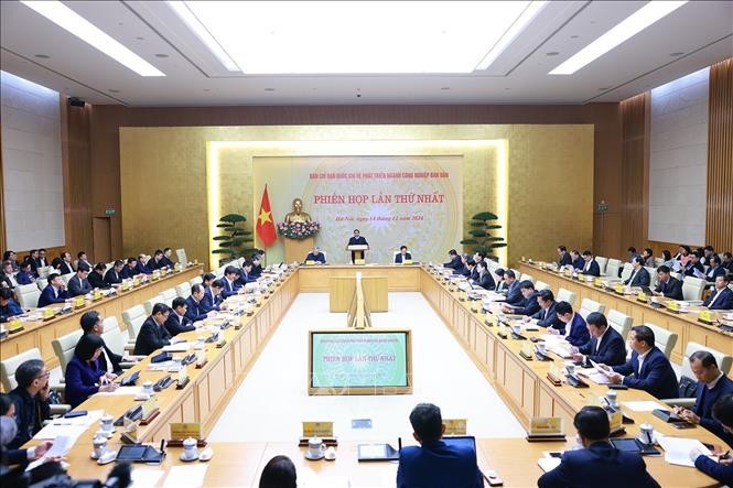 Phiên họp lần thứ nhất của Ban Chỉ đạo quốc gia về phát triển ngành công nghiệp bán dẫn. Ảnh: Dương Giang/TTXVN.