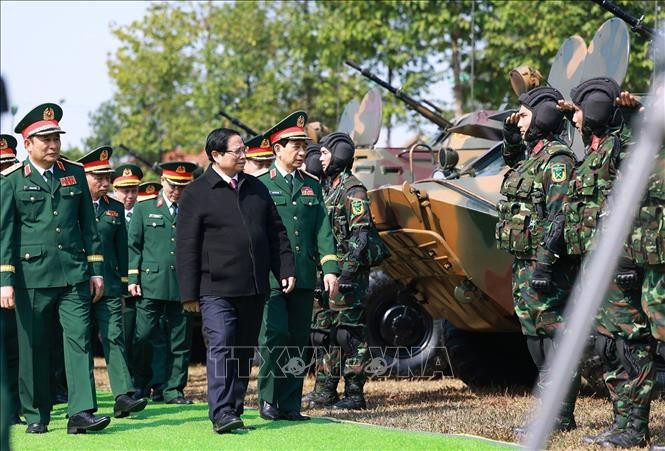 Thủ tướng kiểm tra công tác sẵn sàng chiến đấu của Lữ đoàn Trinh sát đặc nhiệm K3