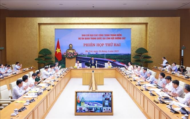 Phiên họp thứ hai Ban Chỉ đạo các công trình trọng điểm, dự án quan trọng quốc gia lĩnh vực đường sắt. Ảnh: Dương Giang/TTXVN.