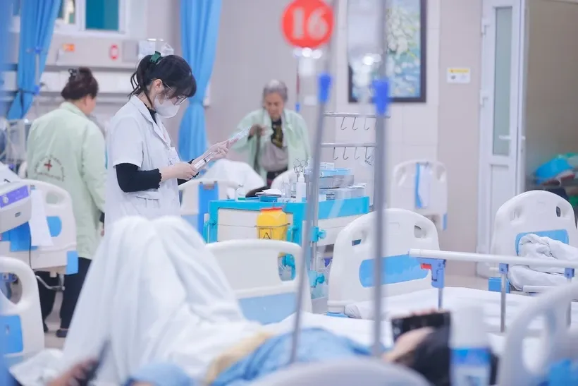 Khu vực tiếp nhận bệnh nhân cấp cứu tại một bệnh viện. Ảnh: Vietnam+