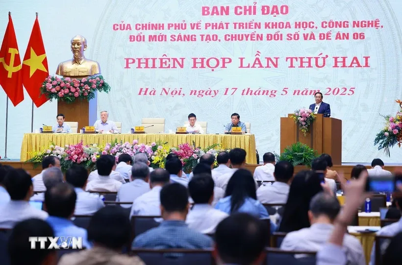 Thủ tướng Phạm Minh Chính phát biểu khai mạc Phiên họp thứ hai của Ban Chỉ đạo về phát triển khoa học, công nghệ, đổi mới sáng tạo, chuyển đổi số và Đề án 06. Ảnh: Dương Giang/TTXVN