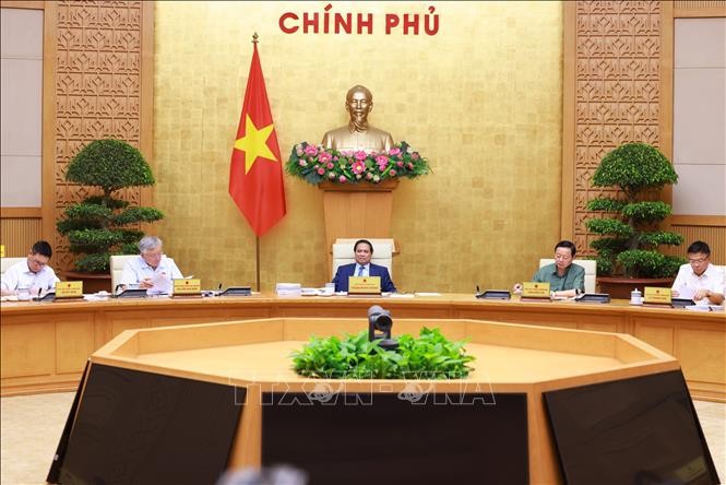 Thủ tướng Phạm Minh Chính chủ trì Phiên họp Chính phủ về tình hình phân cấp, phân quyền. Ảnh: Dương Giang/TTXVN.