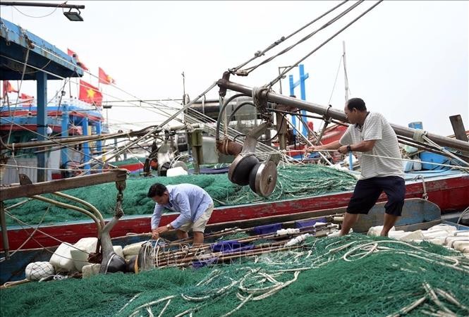 Thủ tướng yêu cầu khẩn trương triển khai ứng phó khẩn cấp với bão số 3