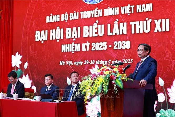 Thủ tướng Phạm Minh Chính, Bí thư Đảng ủy Chính phủ phát biểu tại Đại hội đại biểu Đảng bộ Đài Truyền hình Việt Nam lần thứ XII, nhiệm kỳ 2025 - 2030. Ảnh: Dương Giang/TTXVN.