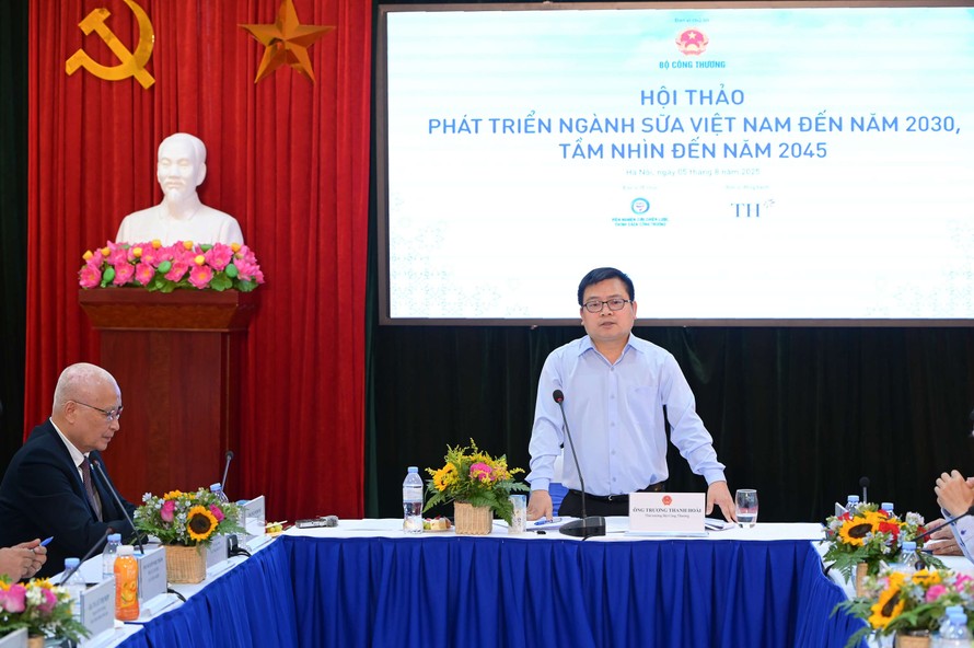 Thứ trưởng Bộ Công Thương Trương Thanh Hoài phát biểu khai mạc hội thảo.