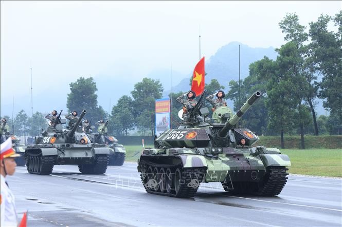 Bố trí điểm tập kết phương tiện đưa, đón đại biểu và nhân dân dự lễ diễu binh, diễu hành