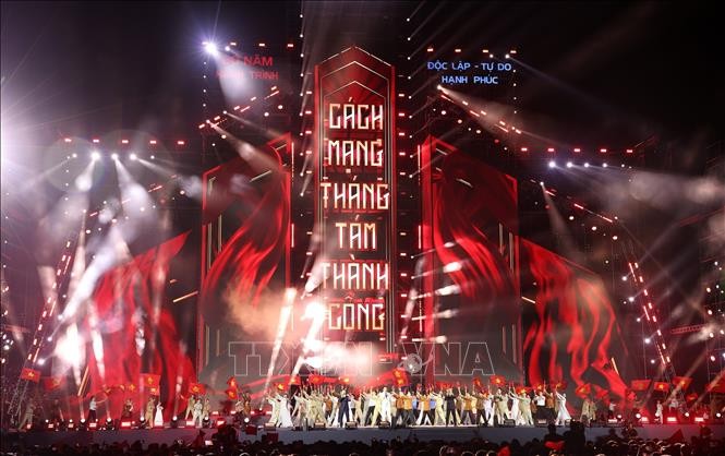 Một tiết mục nghệ thuật trong chương trình. Ảnh: Quốc Khánh/TTXVN.