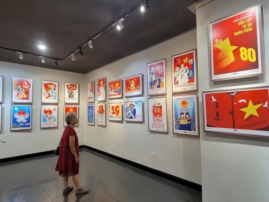 Kế thừa và làm mới tranh cổ động trong dòng chảy văn hóa