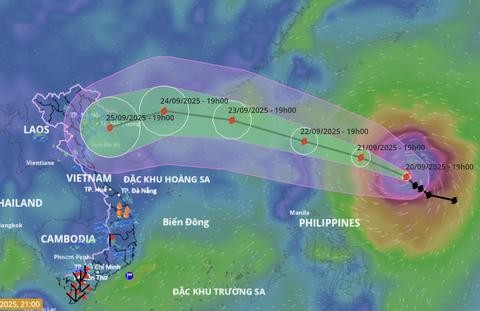 Bão Ragasa mạnh lên thành siêu bão