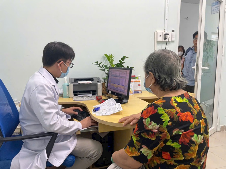 Cơ sở y tế cần tăng cường cảnh báo, đánh giá an toàn thông tin khi triển khai bệnh án điện tử.