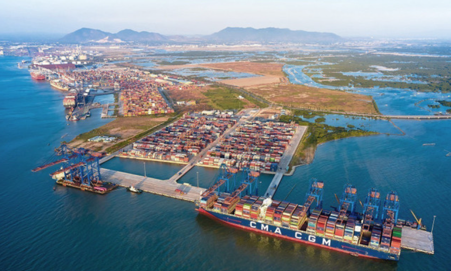 Cảng Quốc tế Gemalink (thị xã Phú Mỹ, tỉnh Bà Rịa-Vũng Tàu) là cảng nước sâu duy nhất khu vực Cái Mép-Thị Vải, do Công ty Cổ phần Gemadept (Việt Nam) góp 75% và Tập đoàn CMA-CGM (Pháp) góp 25% vốn đầu tư